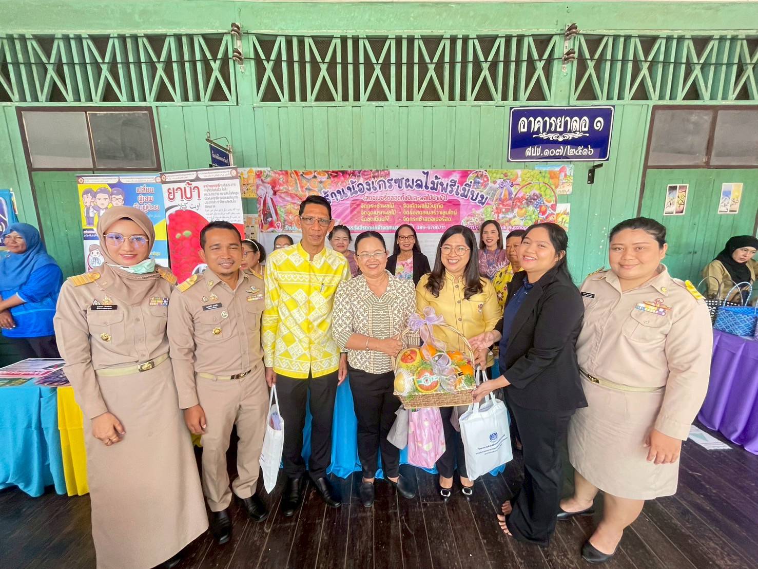 พช.ยะลา ลงพื้นที่พิจารณากลั่นกรองกิจกรรมพัฒนาชุมชนดีเด่น จังหวัดยะลา ประจำปี 2568