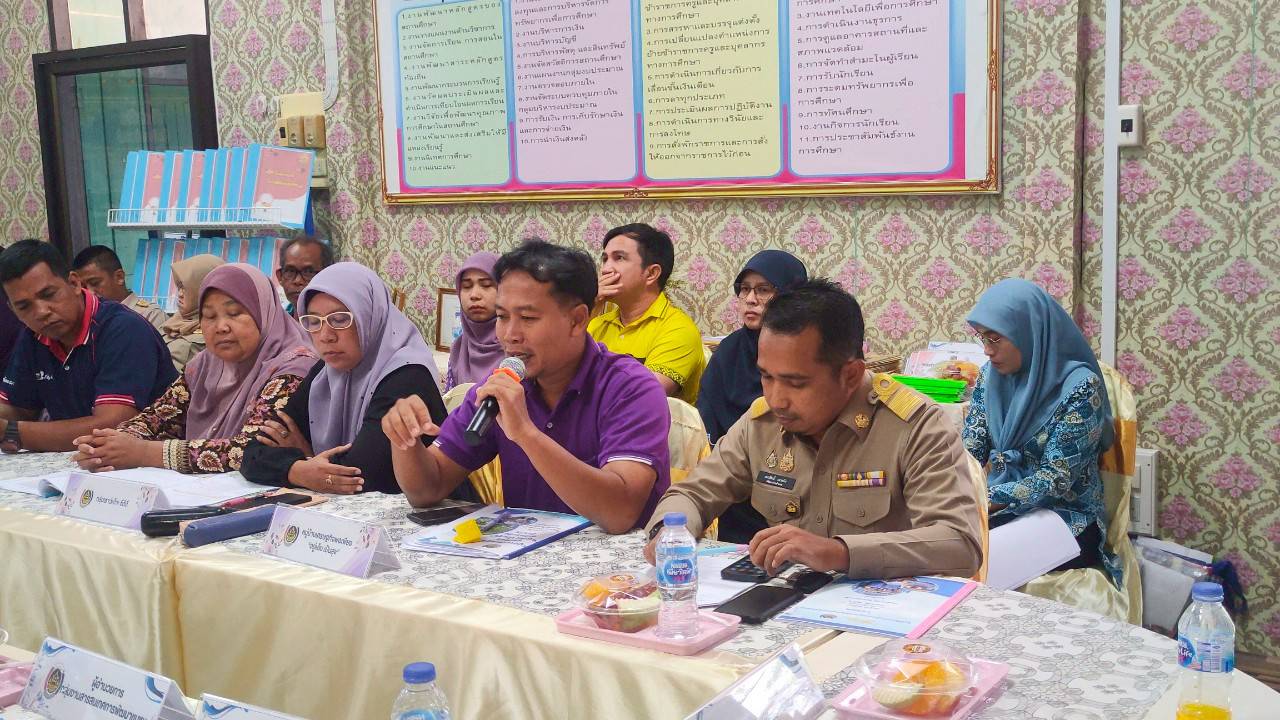 พช.ยะลา ลงพื้นที่พิจารณากลั่นกรองกิจกรรมพัฒนาชุมชนดีเด่น จังหวัดยะลา ประจำปี 2568