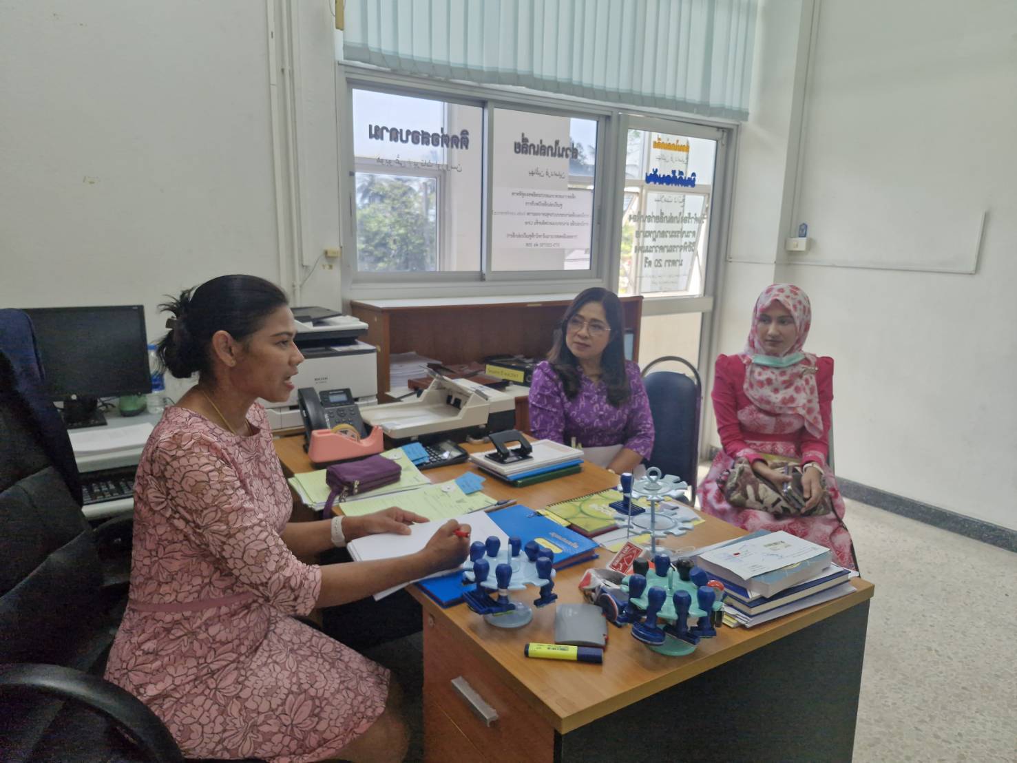 พช.ยะลา ร่วมหารือและประสานการดำเนินงานกับศาลจังหวัดยะลา ในการขับเคลื่อนงานกองทุนพัฒนาบทบาทสตรี