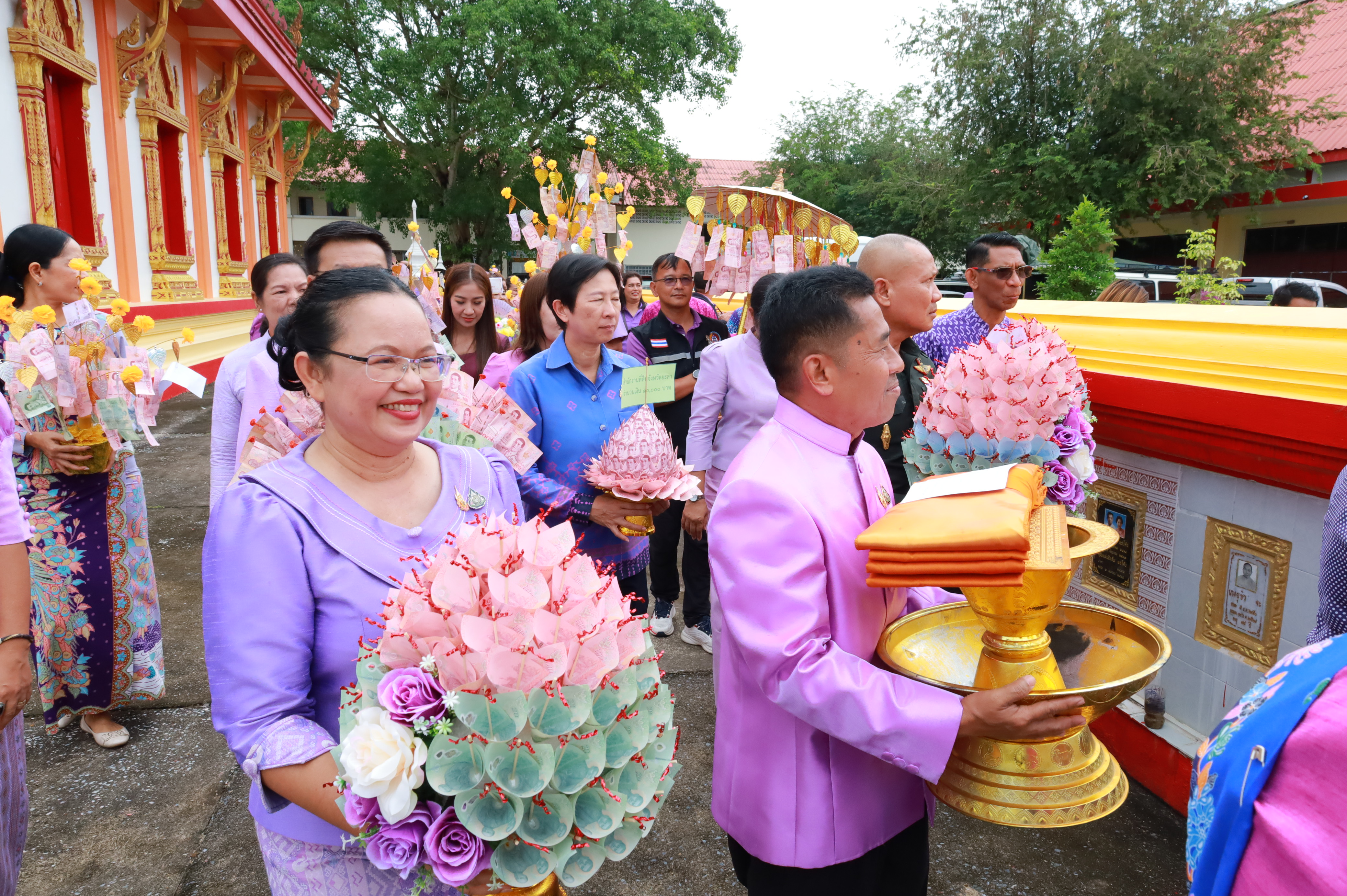 จังหวัดยะลา จัดกิจกรรมทอดผ้าป่าสมทบกองทุนพัฒนาเด็กชนบท ในพระราชูปถัมภ์สมเด็จพระเทพรัตนราชสุดาฯ สยามบรมราชกุมารี