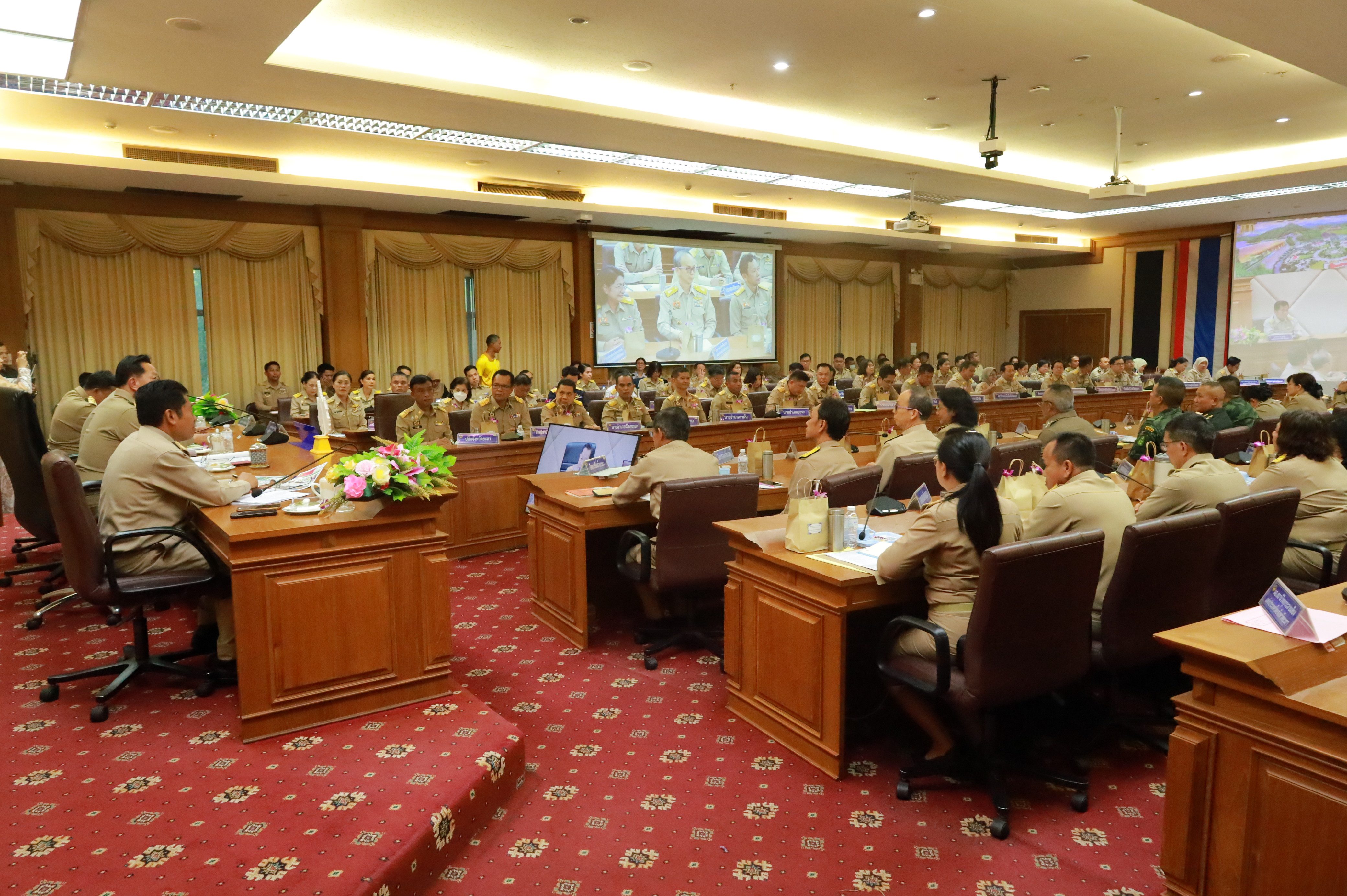 พช.ยะลา ร่วประชุมคณะกรมการจังหวัด หัวหน้าส่วนราชการ หัวหน้าหน่วยงาน/รัฐวิสาหกิจ ครั้งที่ 4/2568