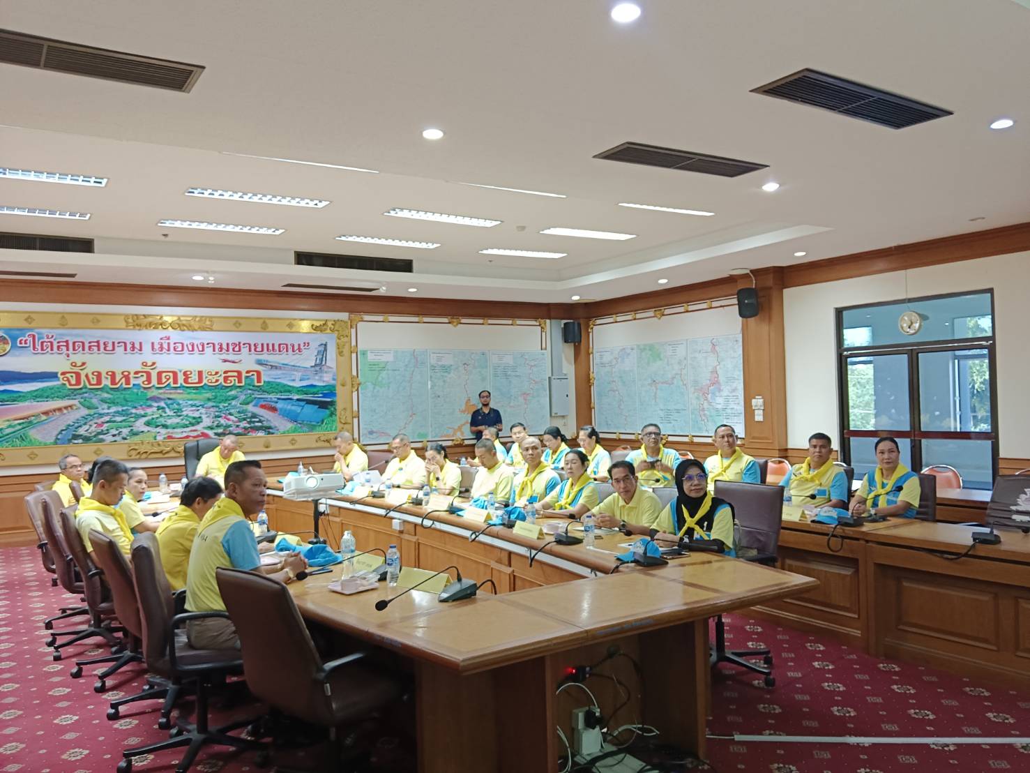 พช.ยะลา ร่วมต้อนรับการตรวจเยี่ยมและเข้าร่วมประชุมขับเคลื่อนการดำเนินงานโครงการจิตอาสาพระราชทานในพื้นที่จังหวัดชายแดนใต้
