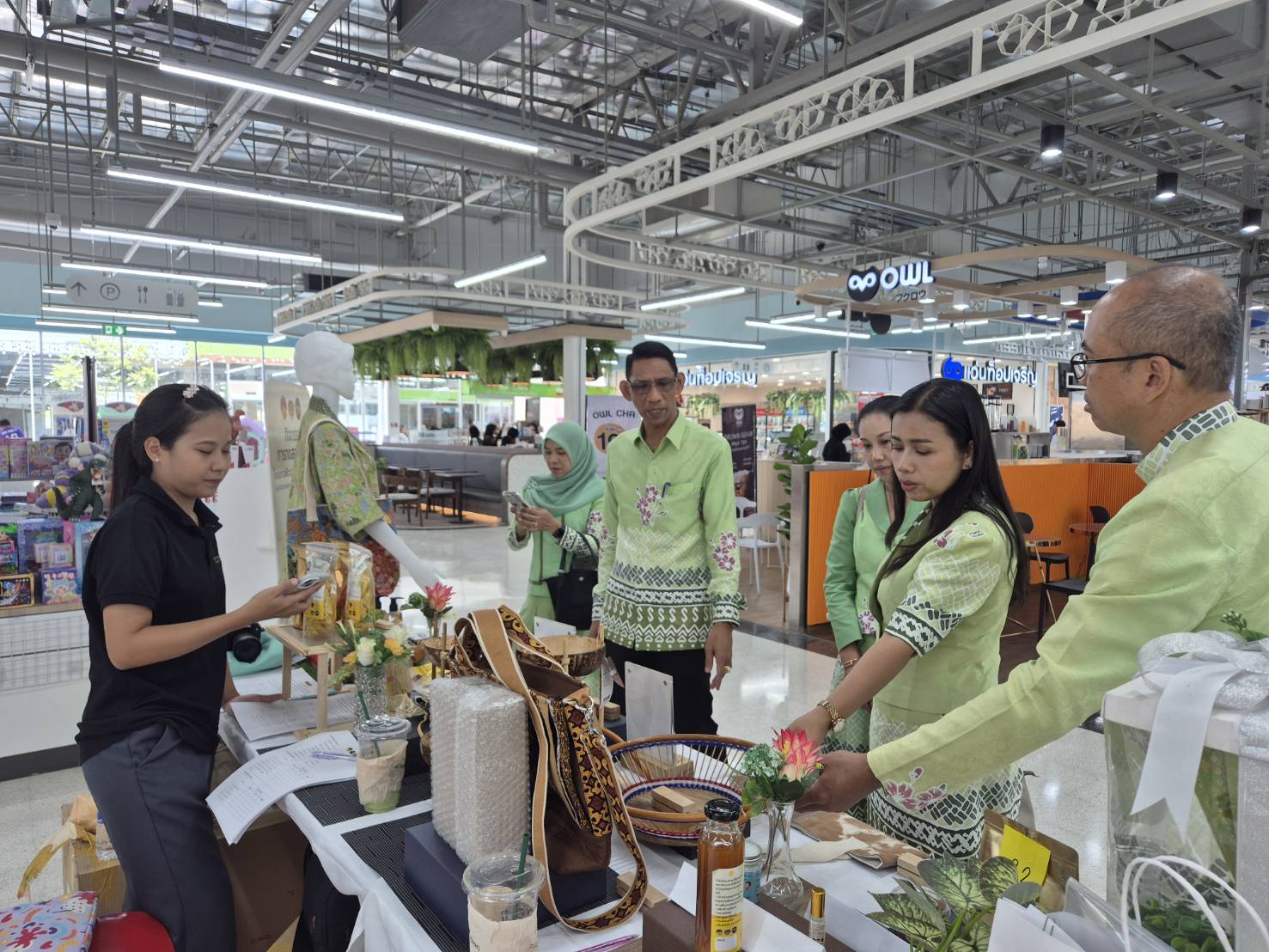 พช. ยะลา ติดตามการดำเนินงานการพัฒนาผลิตภัณฑ์ OTOP