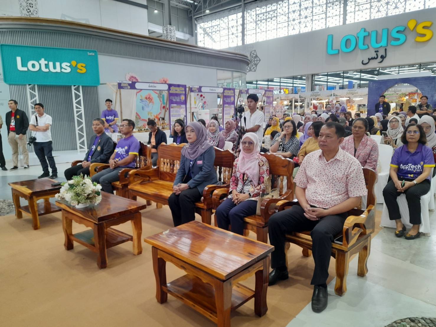 พช.ยะลา ร่วมงาน AppTech SRA YALA  นวัตกรรมแก้จนสร้างโอกาสให้คนยะลา
