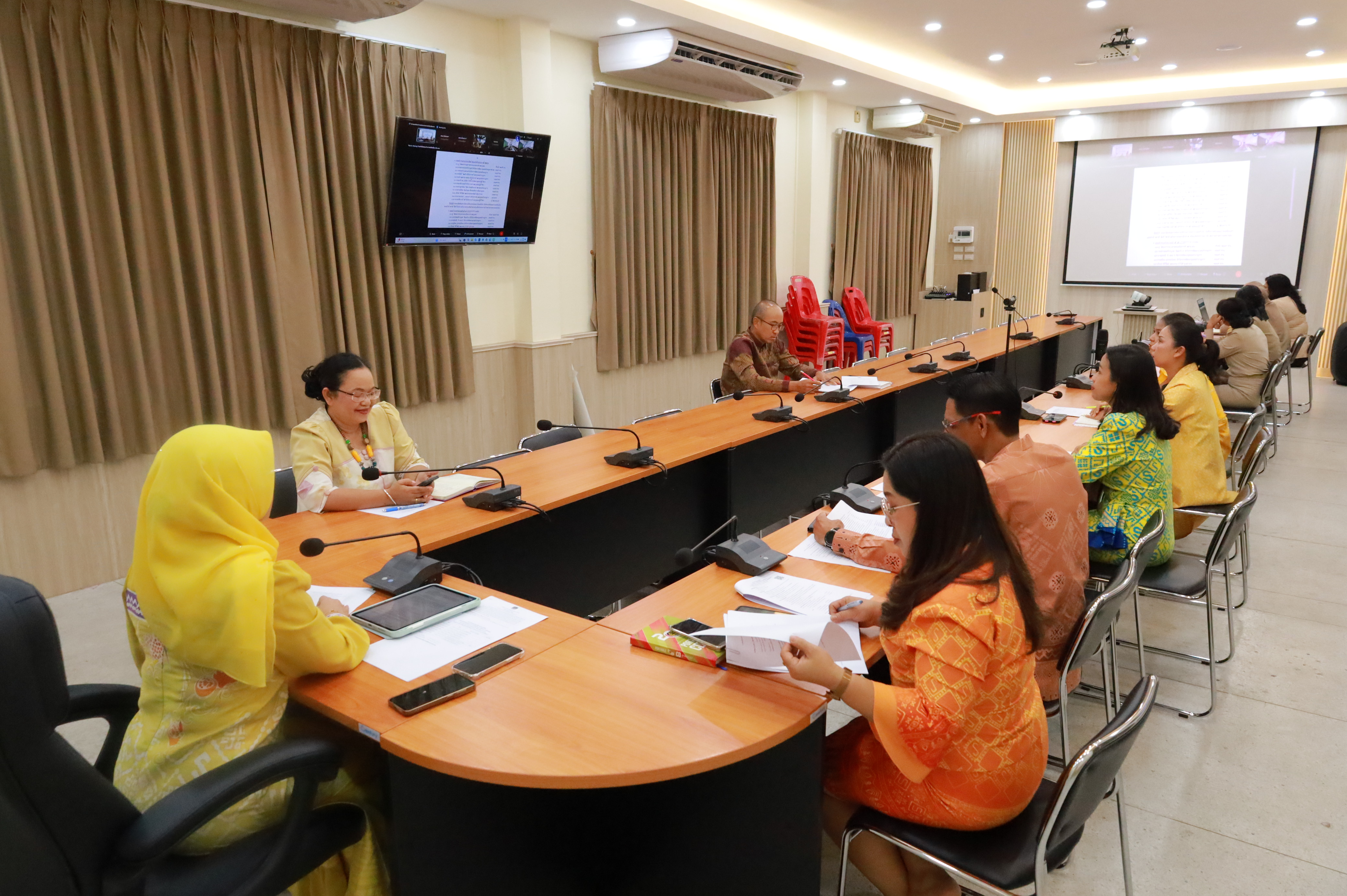 พช.ยะลา ประชุมเตรียมความพร้อมการจัดกิจกรรมงานสมโภชศาลหลักเมืองและงานกาชาด ครั้งที่ 63 ประจำปี 2568