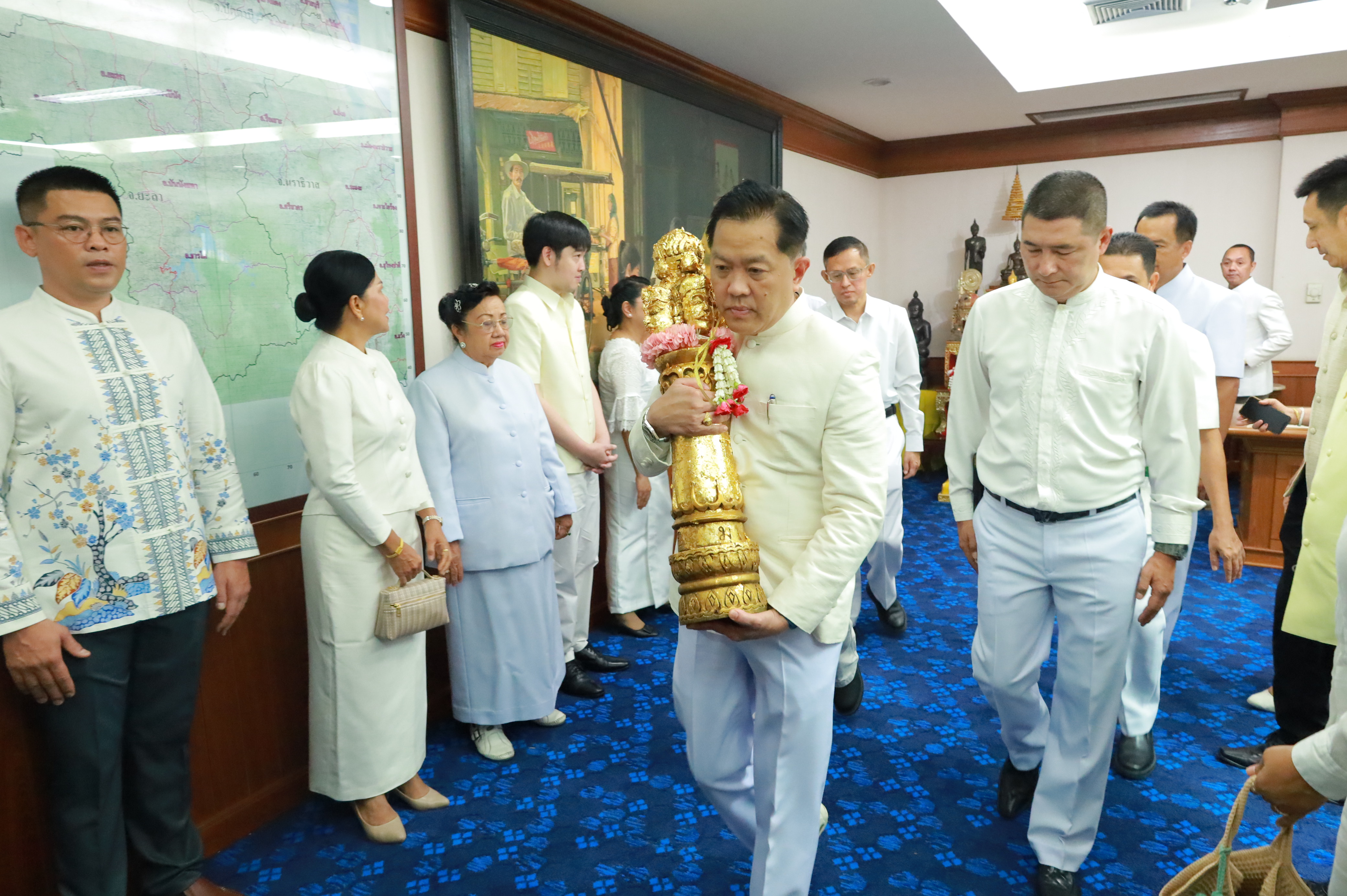 พช.ยะลา ร่วมพิธีอัญเชิญหลักเมืองจำลอง ประดิษฐานที่ศาลหลักเมืองยะลา