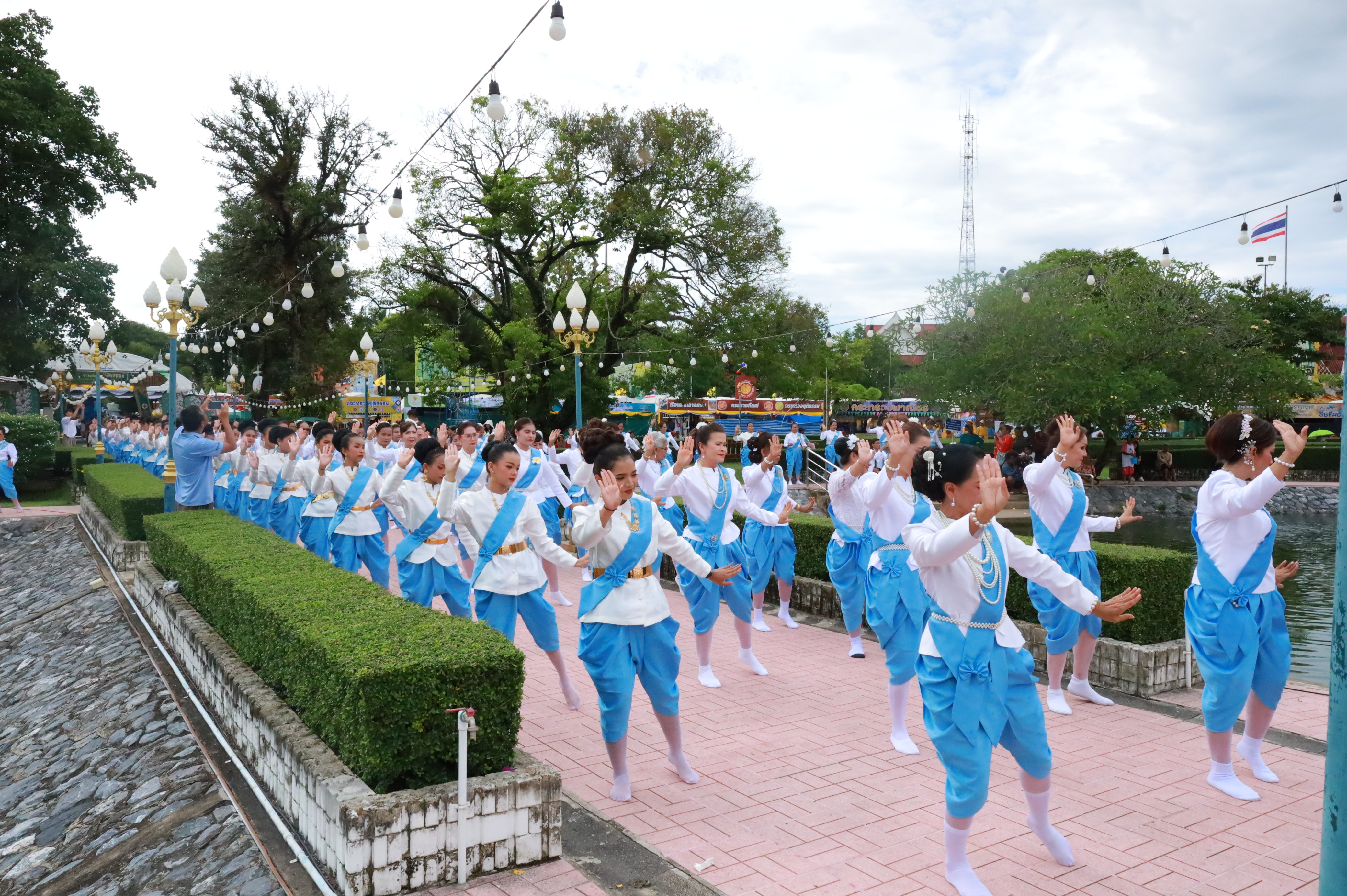 พช.ยะลา ร่วมพิธีสมโภชหลักเมืองและงานกาชาดจังหวัดยะลา ประจำปี 2568