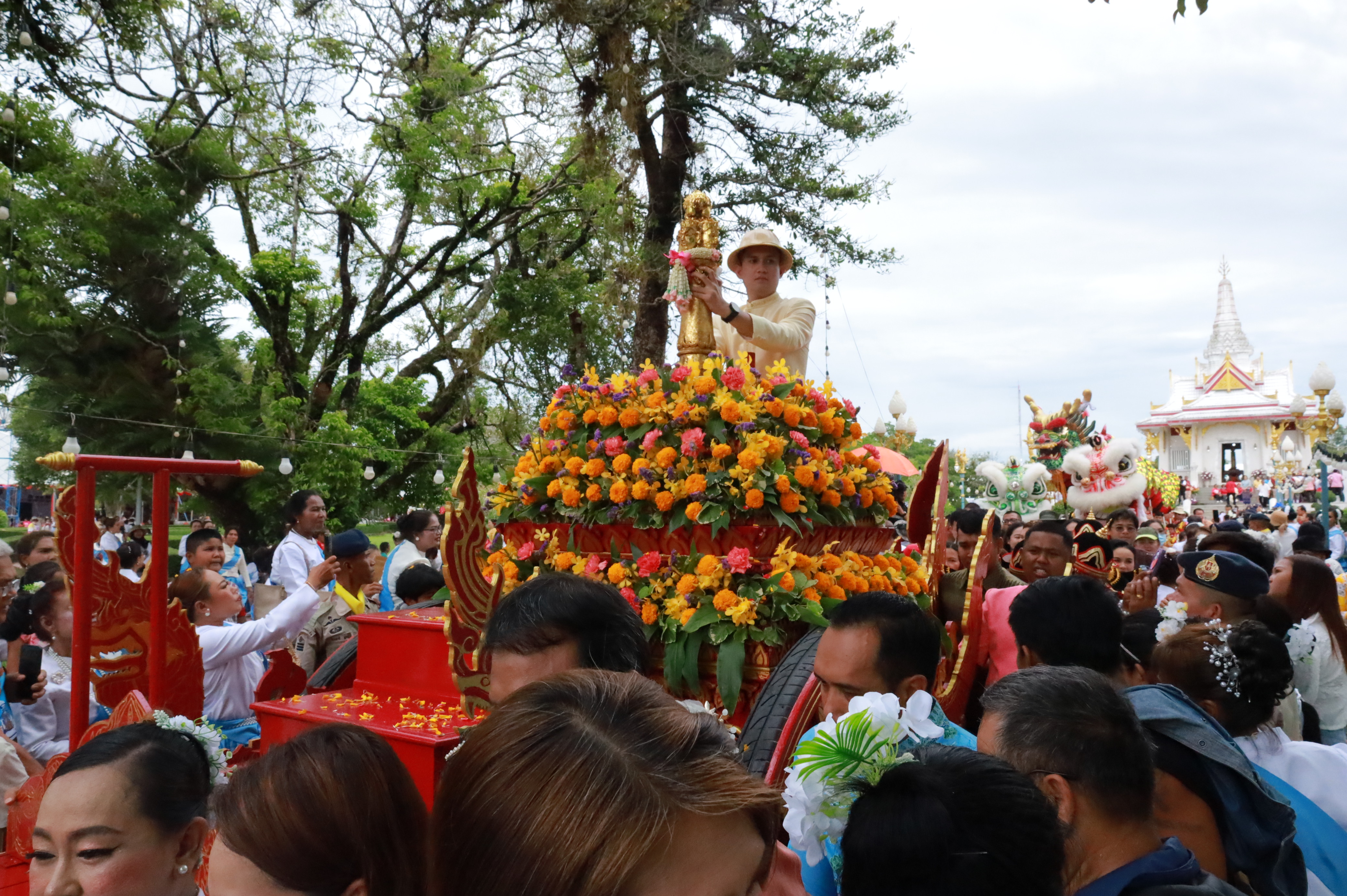 พช.ยะลา ร่วมพิธีสมโภชหลักเมืองและงานกาชาดจังหวัดยะลา ประจำปี 2568