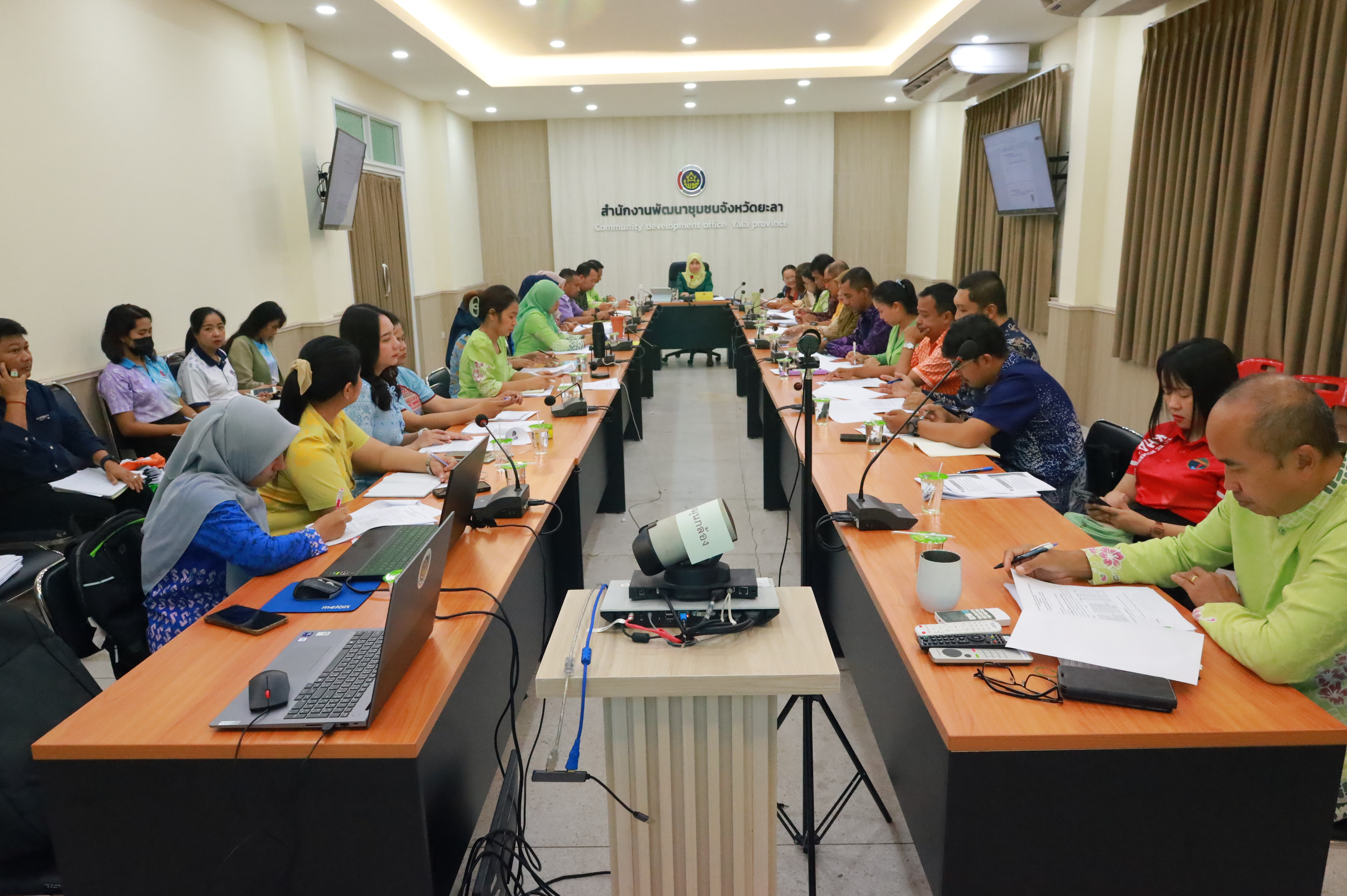 พช.ยะลา ร่วมประชุมกรมการพัฒนาชุมชน ครั้งที่ 5/2568 และประชุมประจำเดือนผู้บริหาร ผู้อำนวยการกลุ่มงาน พัฒนาการอำเภอ และนักวิชาการพัฒนาชุมชน สำนักงานพัฒนาชุมชนจังหวัดยะลา