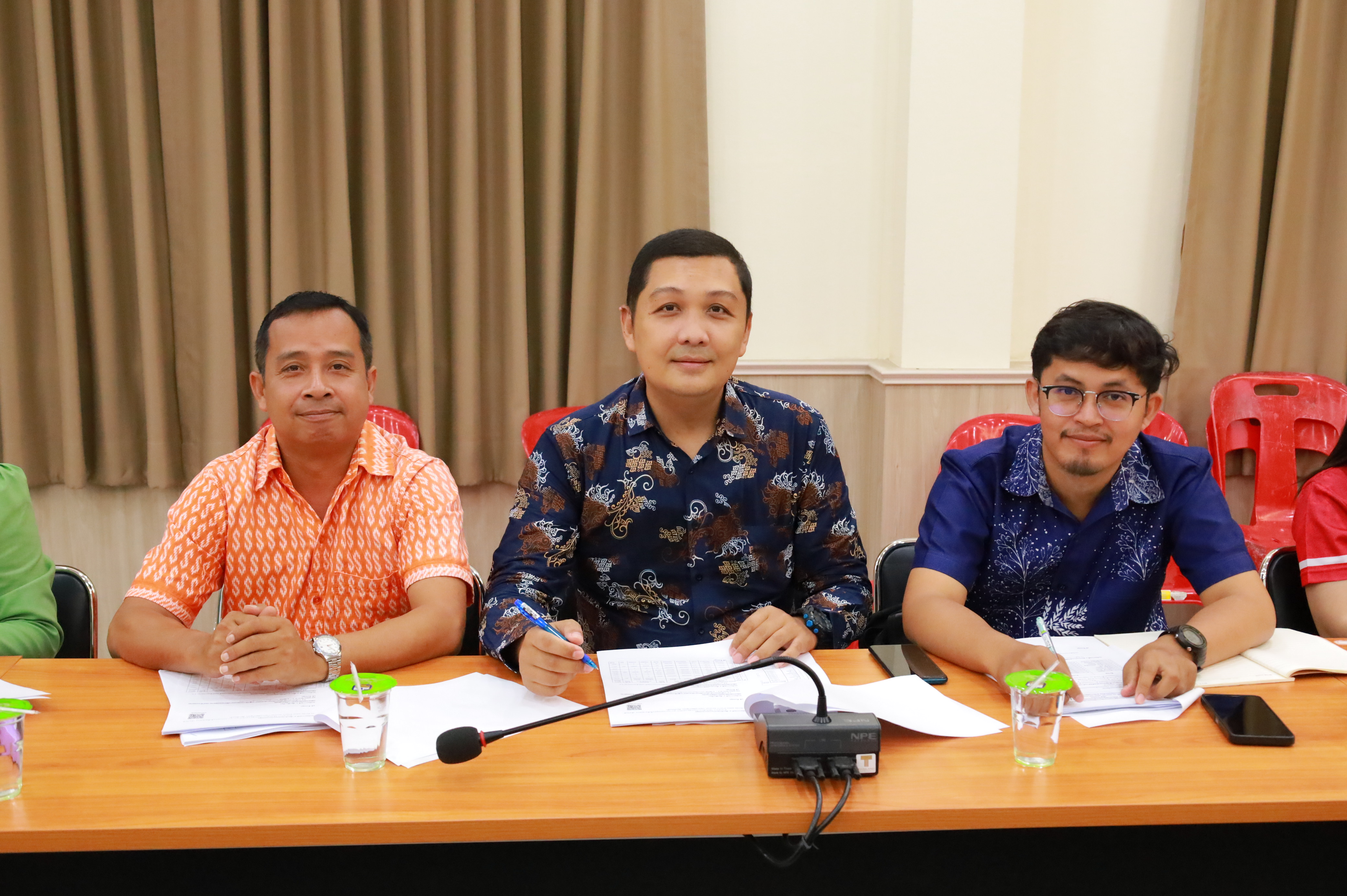 พช.ยะลา ร่วมประชุมกรมการพัฒนาชุมชน ครั้งที่ 5/2568 และประชุมประจำเดือนผู้บริหาร ผู้อำนวยการกลุ่มงาน พัฒนาการอำเภอ และนักวิชาการพัฒนาชุมชน สำนักงานพัฒนาชุมชนจังหวัดยะลา