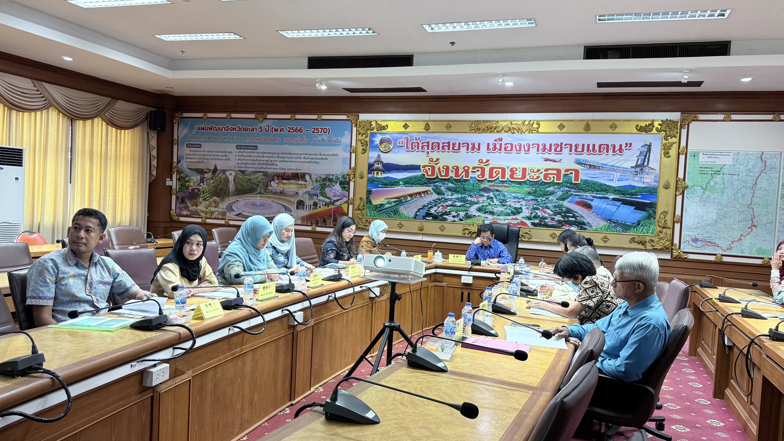 พช.ยะลา จัดประชุมคณะอนุกรรมการบริหารกองทุนพัฒนาบทบาทสตรีระดับจังหวัด จังหวัดยะลา ครั้งที่ 3/2568
