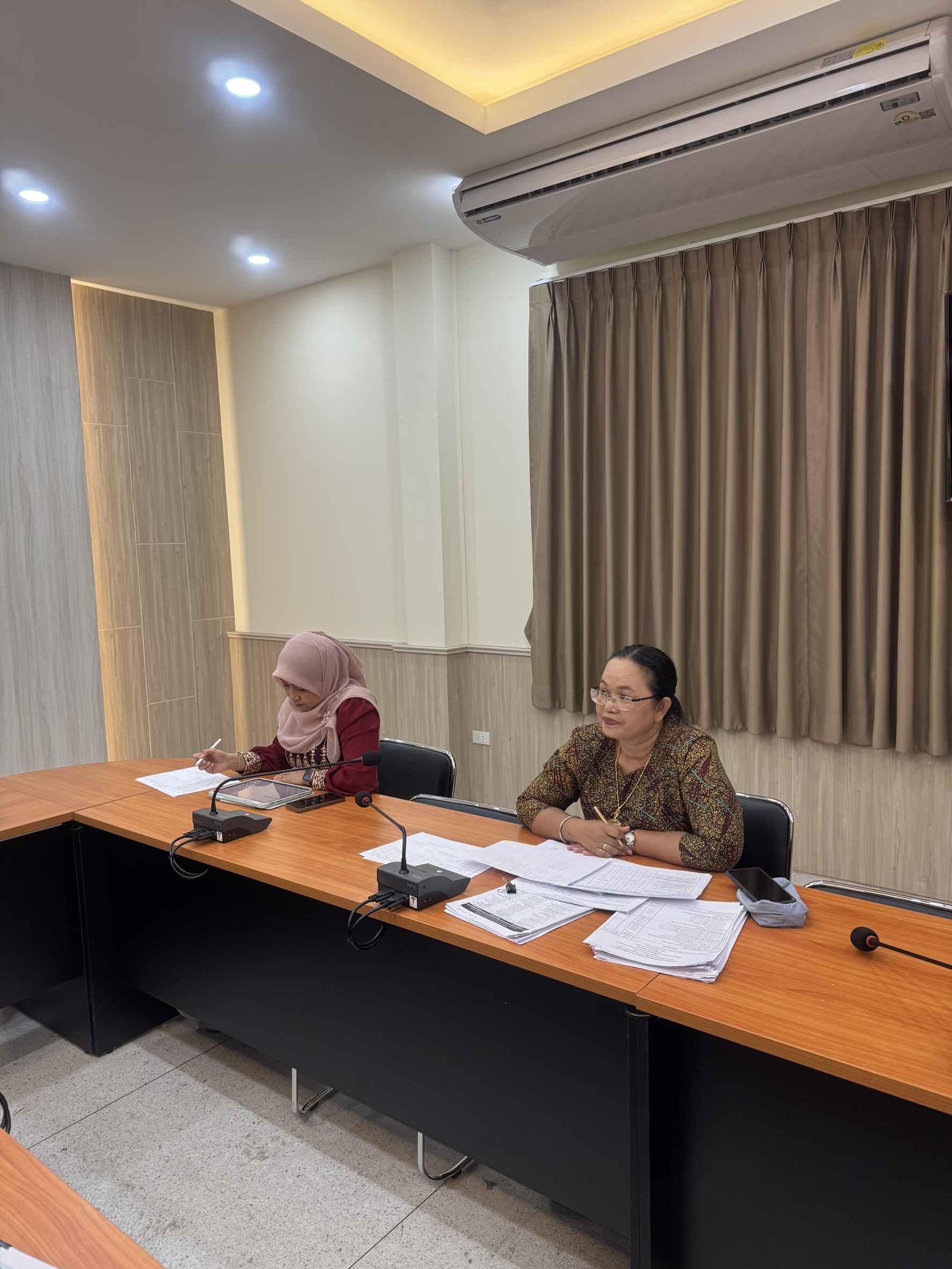 พช.ยะลา ประชุมคณะกรรมการกลั่นกรองกิจกรรมงานพัฒนาชุมชนดีเด่น ประจำปี 2568