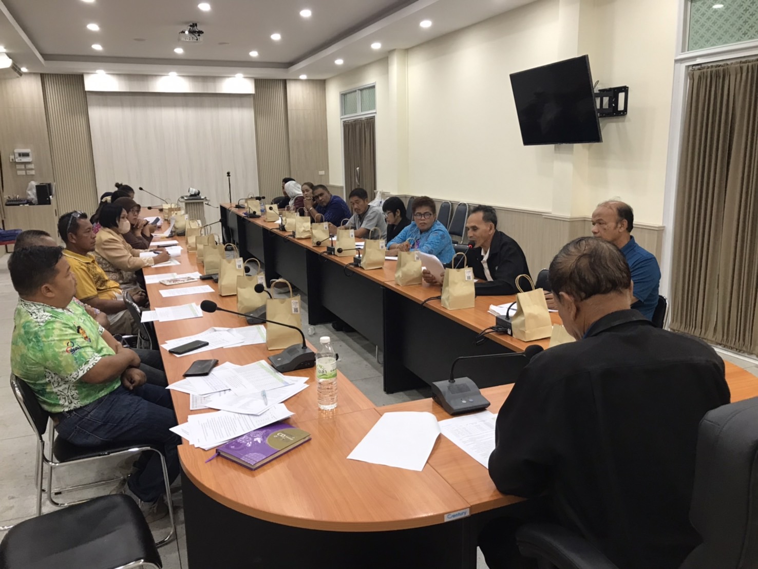 พช.ยะลา จัดประชุมคณะกรรมการเครือข่ายกลุ่มออมทรัพย์เพื่อการผลิตจังหวัดยะลาเเละเจ้าหน้าที่รับผิดชอบงานทุนชุมชนระดับอำเภอ 