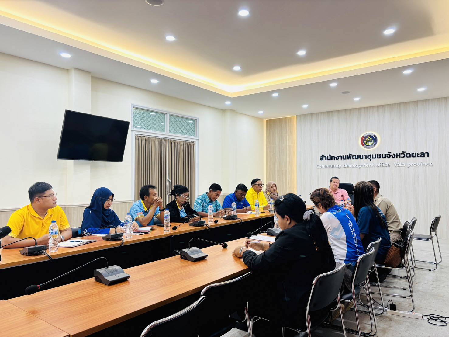 พช.ยะลา ร่วมกับเครือข่ายกองทุนแม่ของแผ่นดินจังหวัดยะลา ประชุมเตรียมความพร้อมจัดกิจกรรมระดมทุน ประจำปี 2568