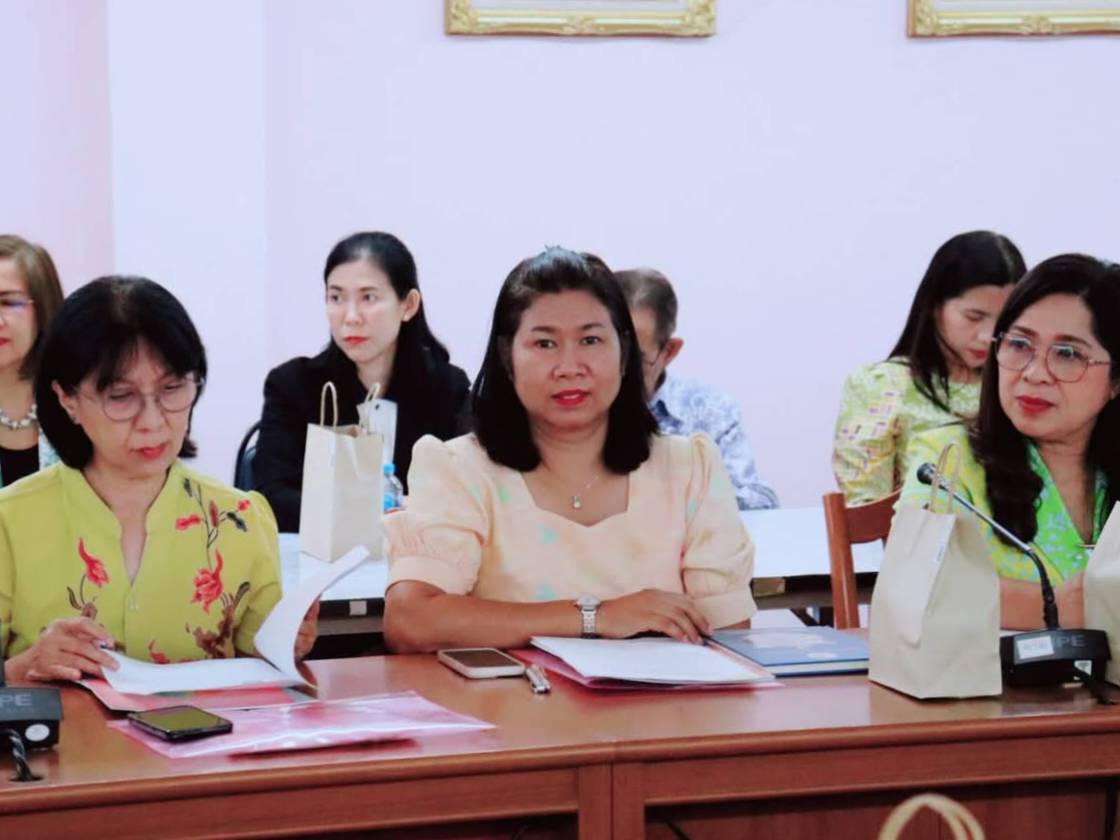 พช.ยะลา  ร่วมประชุมขับเคลื่อนการดำเนินงานส่งเสริมคุณธรรมจังหวัดยะลา และรับมอบเกียรติบัตร องค์กรคุณธรรมต้นแบบ  ประจำปีงบประมาณ พ.ศ. 2567