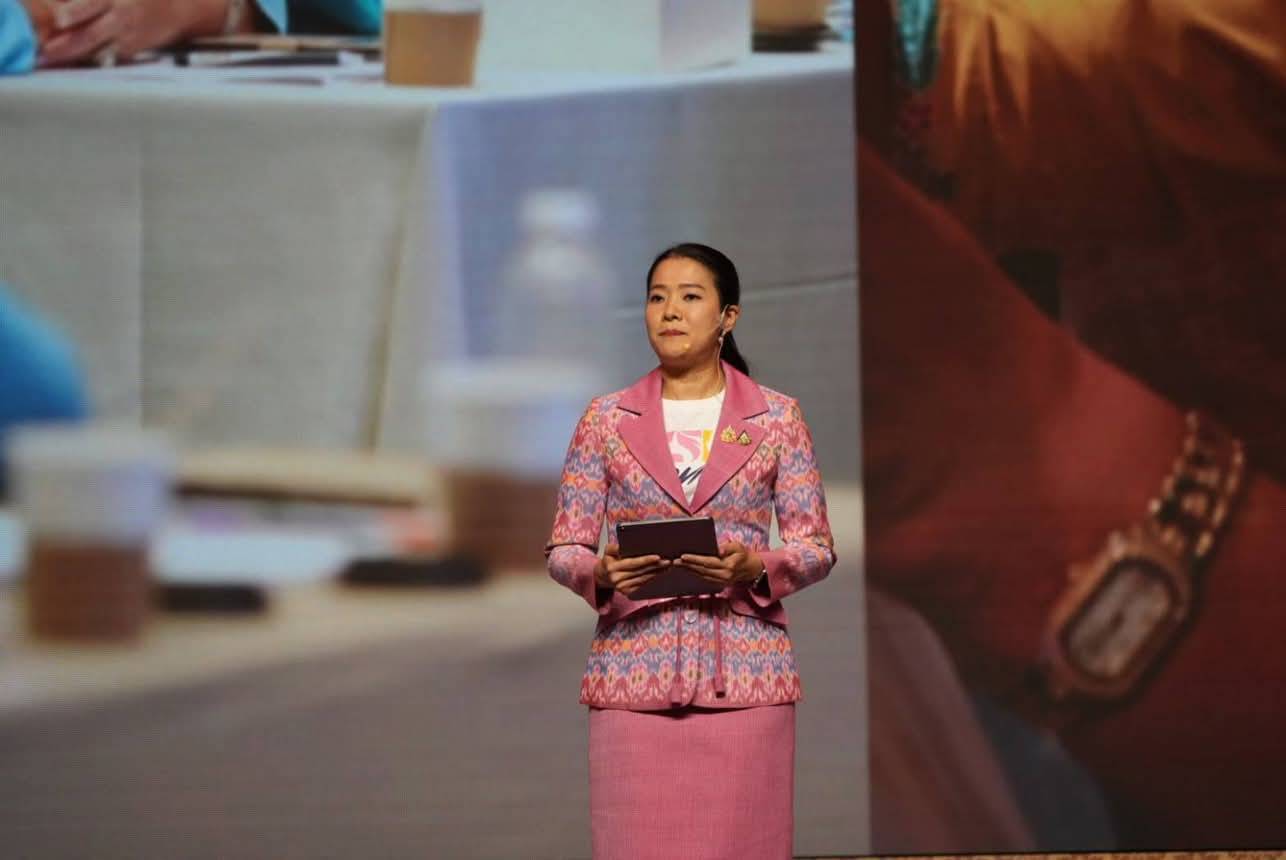 พลังสตรีเพื่อการพัฒนา”  รองผู้ว่าฯ ยะลานำทัพสตรีเสริมสร้างโอกาส สร้างอนาคตที่ยั่งยืน