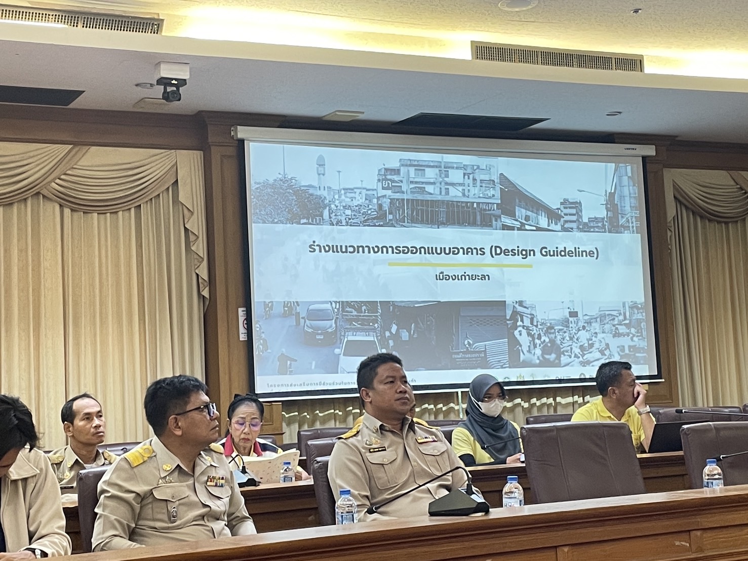 พช.ยะลา ประชุมกลุ่มย่อย โครงการส่งเสริมการมีส่วนร่วมในการอนุรักษ์และพัฒนาเมืองเก่า เพื่อจัดทำแผนปฏิบัติการด้านการอนุรักษ์และพัฒนาบริเวณเมืองเก่ายะลา