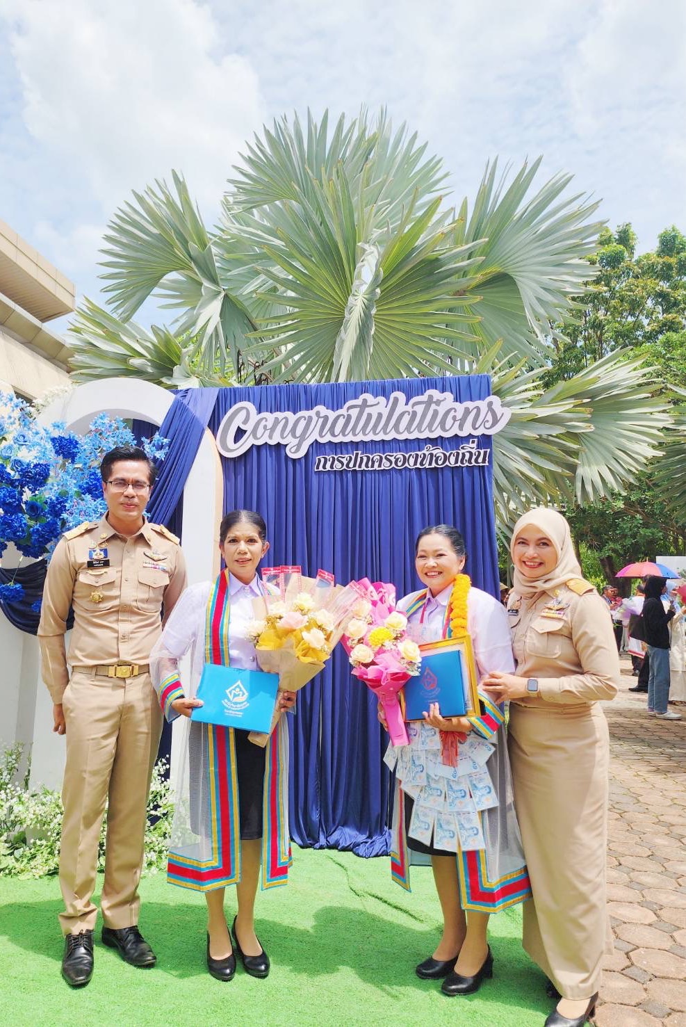 พช.ยะลา ร่วมเป็นเป็นเกียรติพิธีประสาทอนุปริญญาบัตรแก่ผู้สำเร็จการศึกษาวิทยาลัยชุมชนยะลา