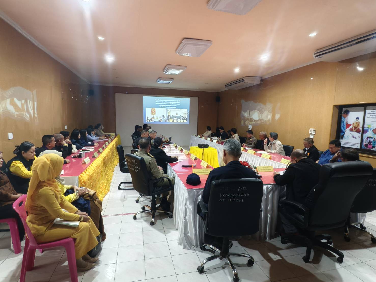 พช.ยะลา ร่วมประชุมสัมนาผลการดำเนินงานบูรณาการด้านการบำบัดรักษาและพื้นฟูสมรรถภาพผู้ติดยาเสพติด การฟื้นฟูสภาพทางสังคม ปัญหาอุปสรรค และแนวทางแก้ไขปัญหายาเสพติด