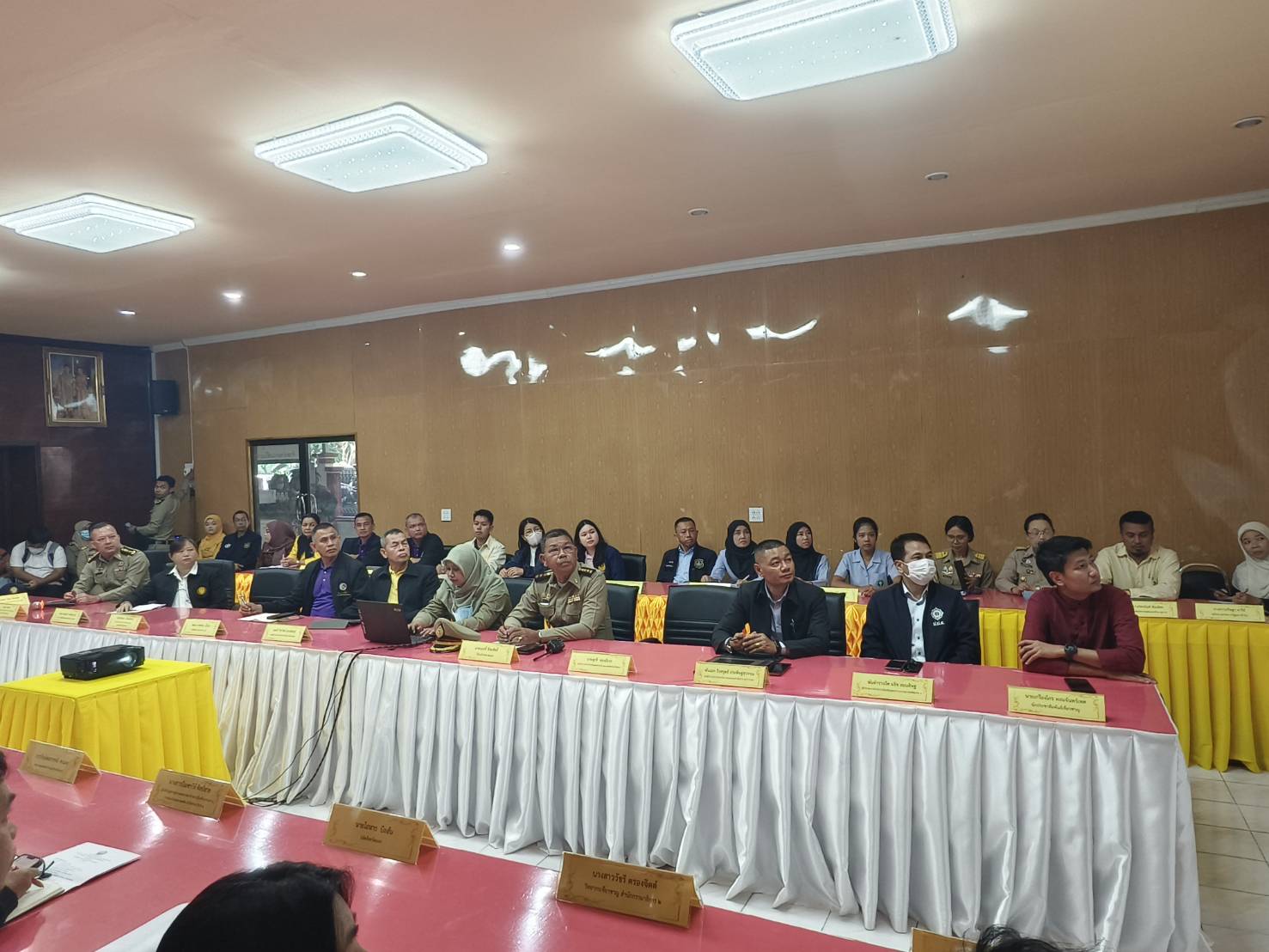 พช.ยะลา ร่วมประชุมสัมนาผลการดำเนินงานบูรณาการด้านการบำบัดรักษาและพื้นฟูสมรรถภาพผู้ติดยาเสพติด การฟื้นฟูสภาพทางสังคม ปัญหาอุปสรรค และแนวทางแก้ไขปัญหายาเสพติด
