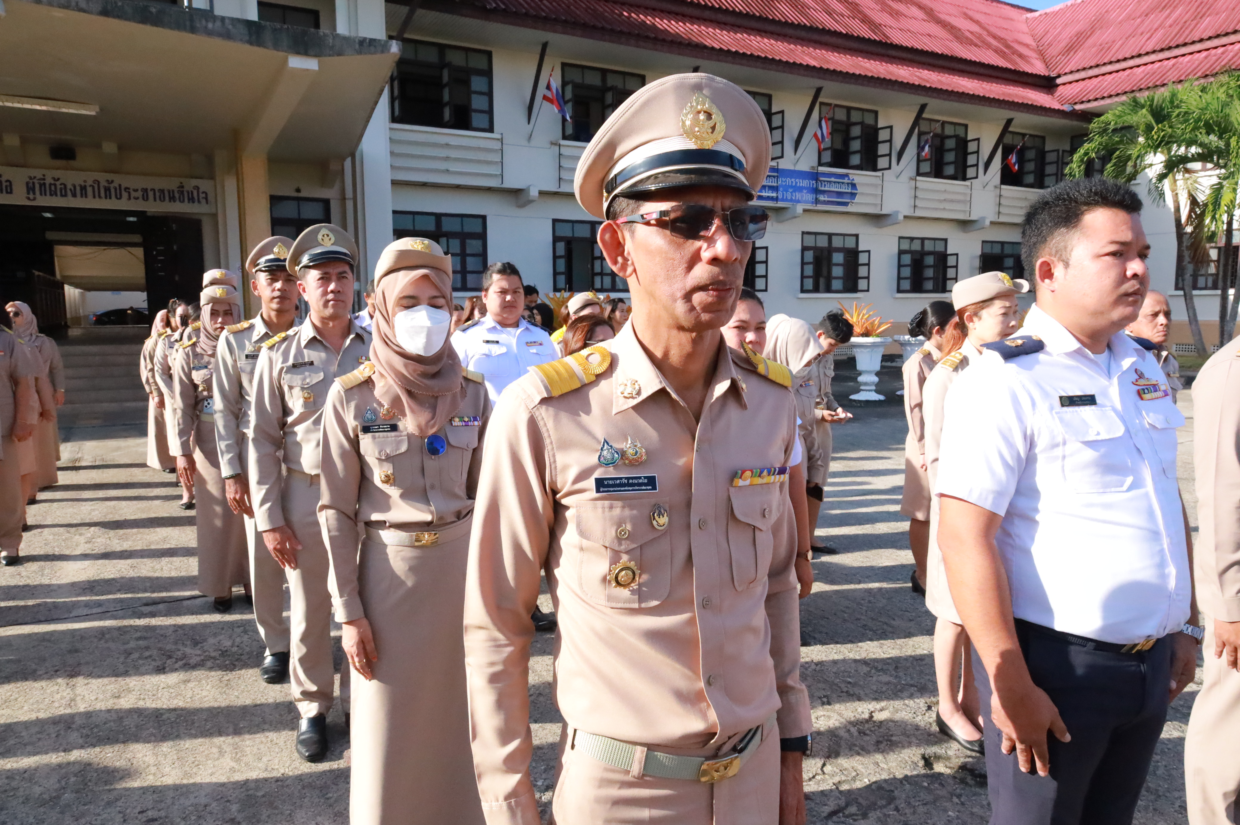 พช.ยะลา ร่วมกิจกรรมเข้าแถวเคารพธงชาติ และร่วมร้องเพลงชาติ