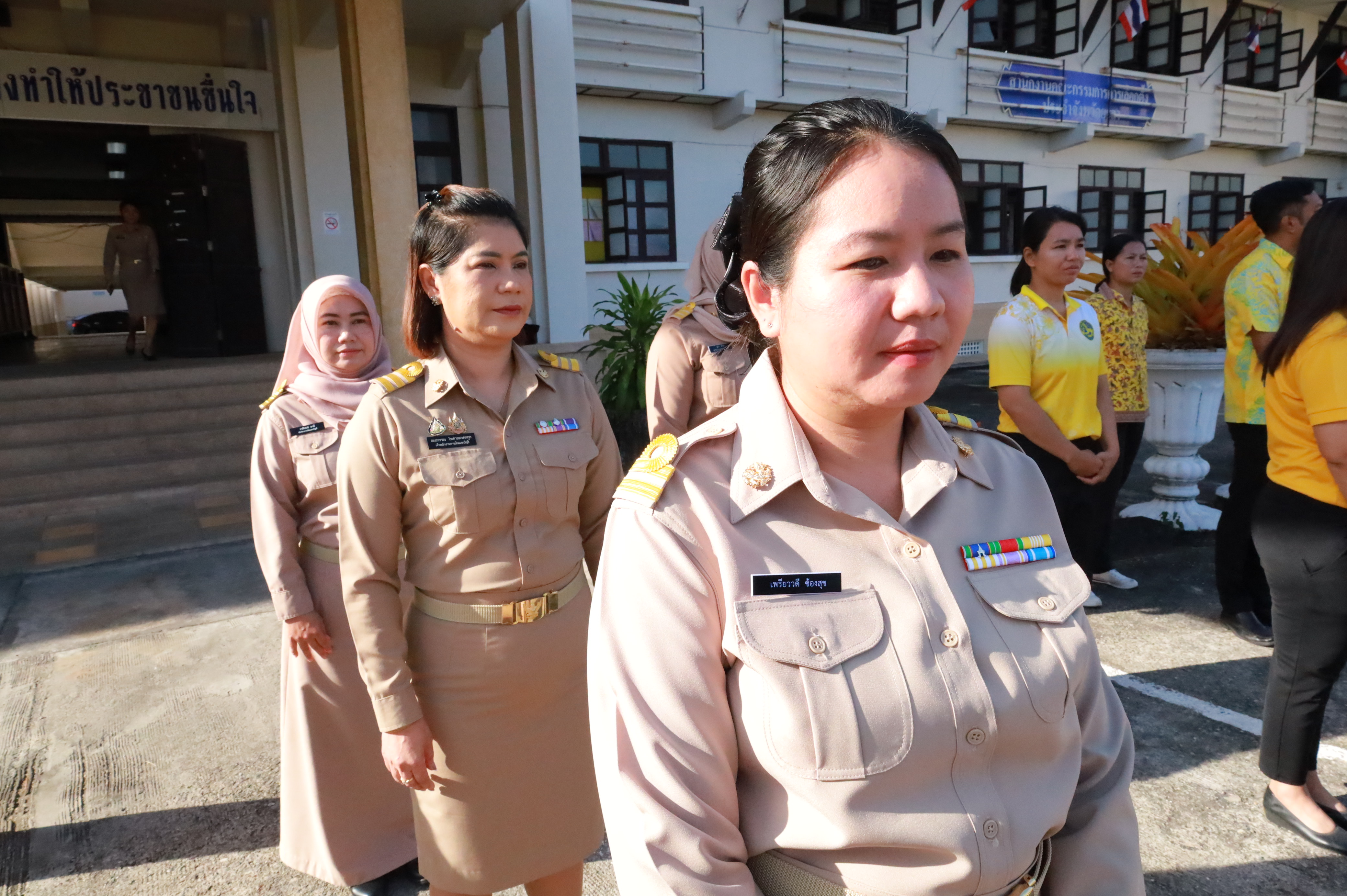 พช.ยะลา ร่วมกิจกรรมเข้าแถวเคารพธงชาติ และร่วมร้องเพลงชาติ
