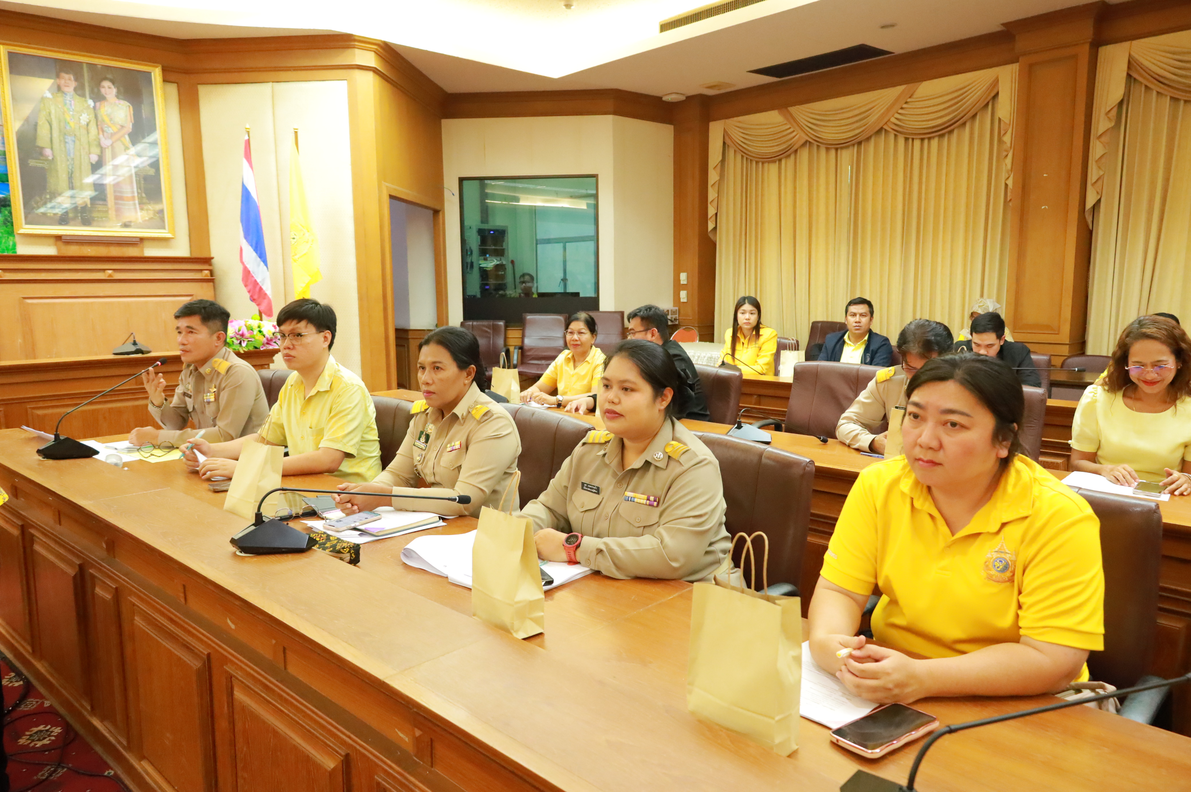 พช.ยะลา ร่วมประชุมเตรียมการจัดงานมหกรรมผลไม้และของดีเมืองยะลา ประจำปี 2568