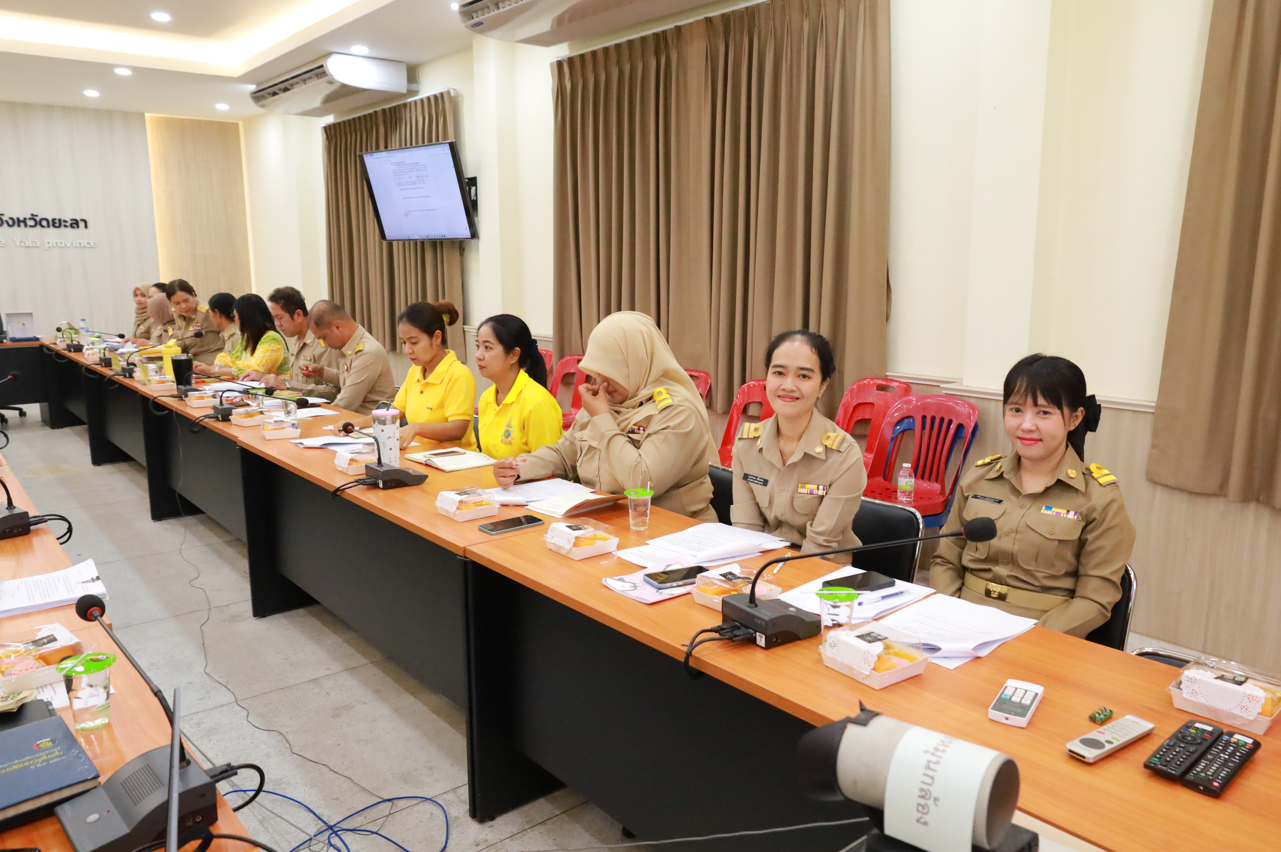 พช.ยะลา ประชุมผู้บริหาร ผู้อำนวยการกลุ่มงาน พัฒนาการอำเภอ นักวิชาการพัฒนาชุมชน สำนักงานพัฒนาชุมชน ครั้งที่ 4/2568