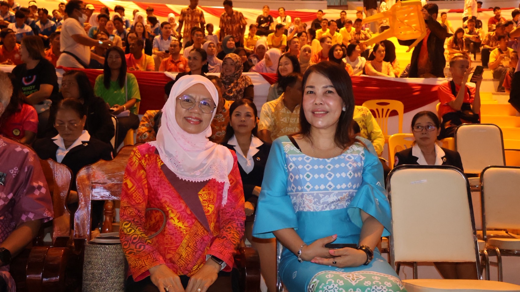 พช.ยะลา ร่วมพิธีเปิดงานประเพณีของดีเมืองแบตง และงานกิ่งกาชาดอำเภอเบตง ประจำปี 2568