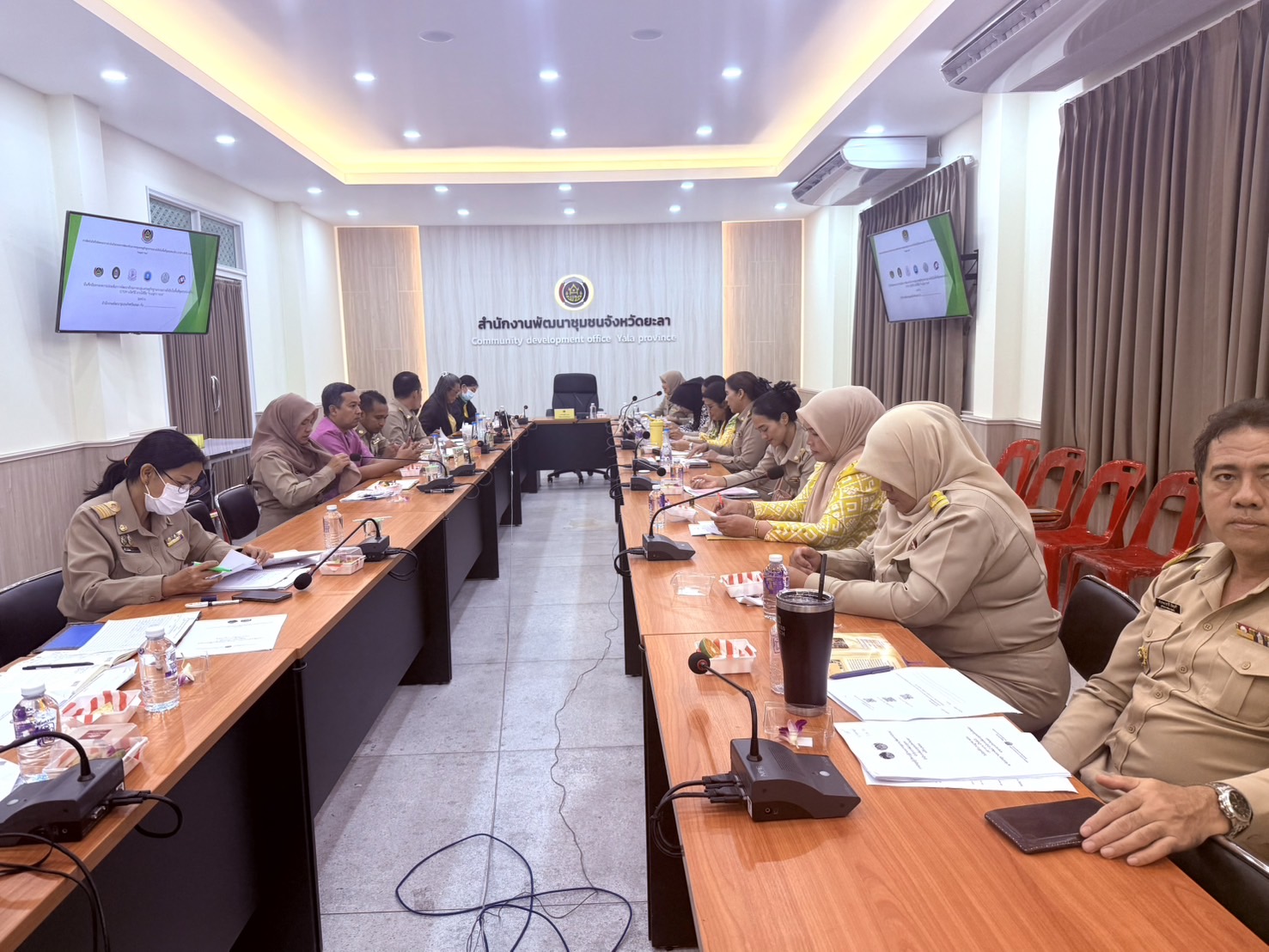 พช.ยะลา ประชุมคณะทำงานกิจกรรมการพัฒนาศักยภาพกลุ่มเศรษฐกิจฐานรากอย่างยั่งยืนในพื้นที่ชุมชนท่องเที่ยว OTOP นวัตวิถี ภายใต้ชื่อ “Insight Yala”