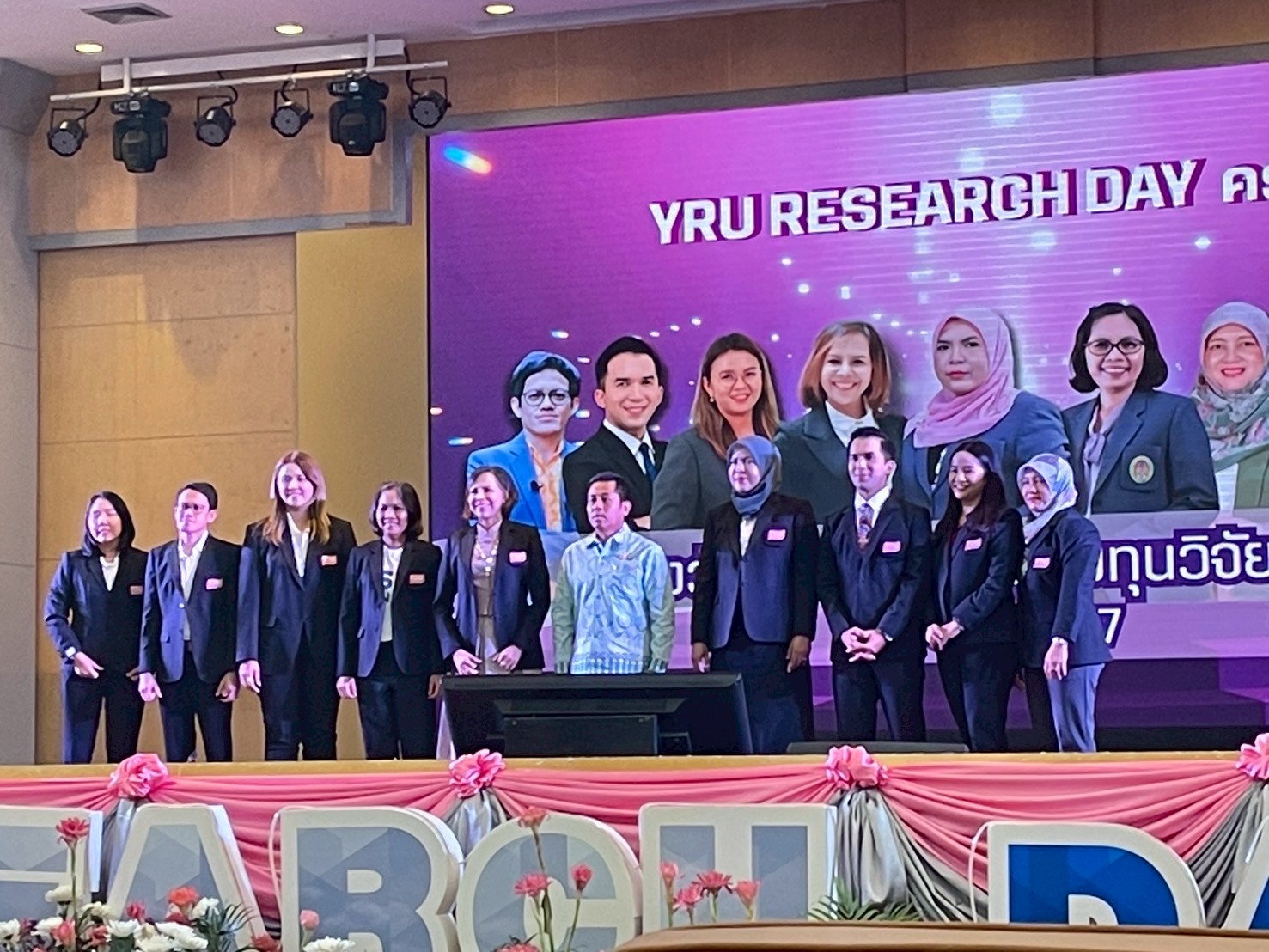 พช.ยะลา ร่วมงาน YRU research day ครั้งที่ 3