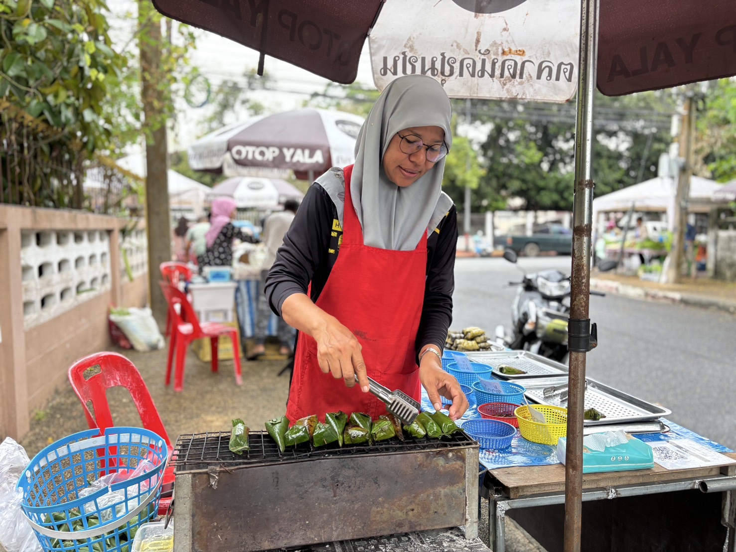 ยอดปังทุกสัปดาห์ “ตลาดนัดคนไทยยิ้มได้ ช้อปสุขใจหน้าบ้าน พช.“