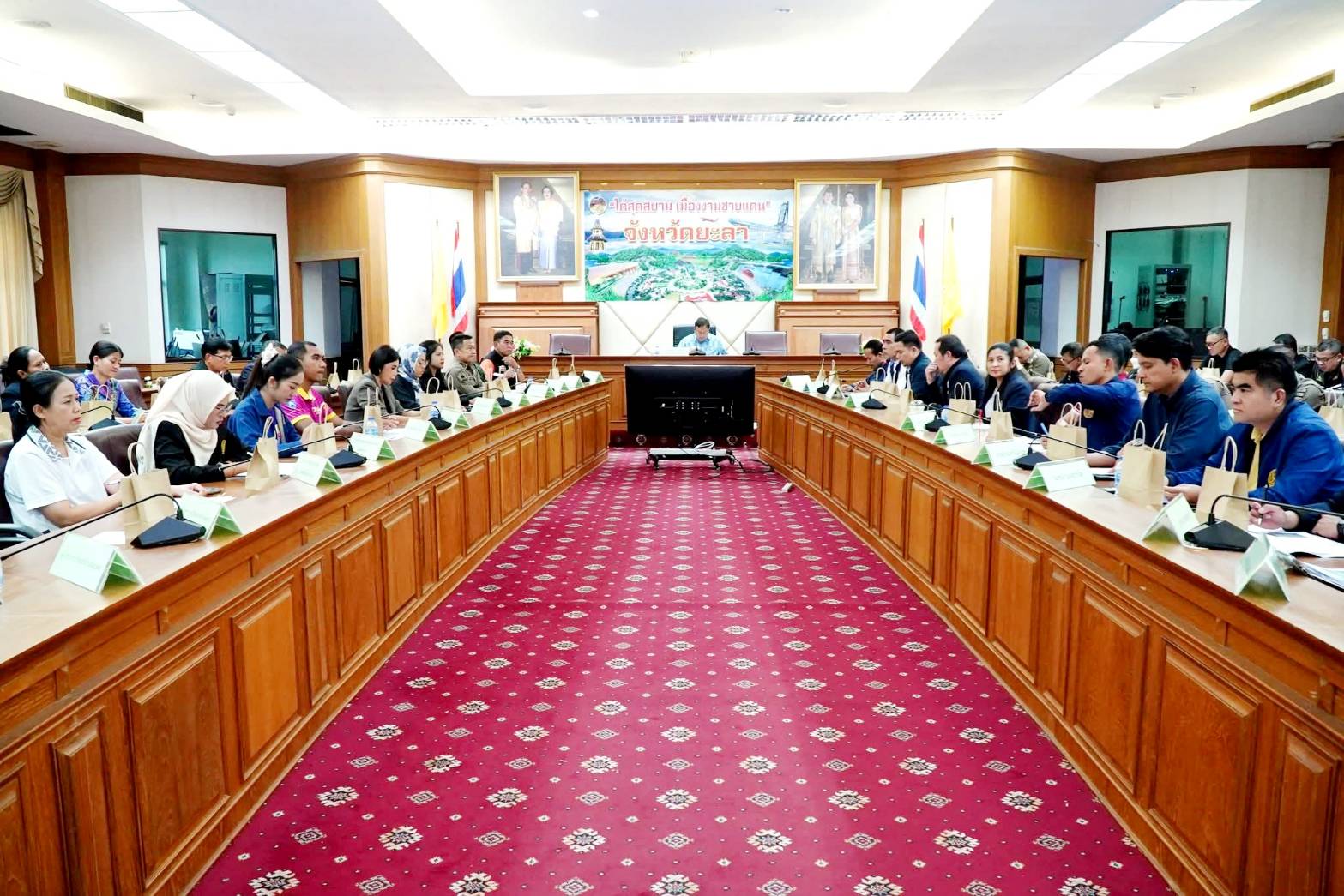 พช.ยะลา ประชุมคณะกรรมการศูนย์อำนวยการป้องกันและปราบปรามยาเสพติดจังหวัดยะลาครั้งที่ 7/2568 
