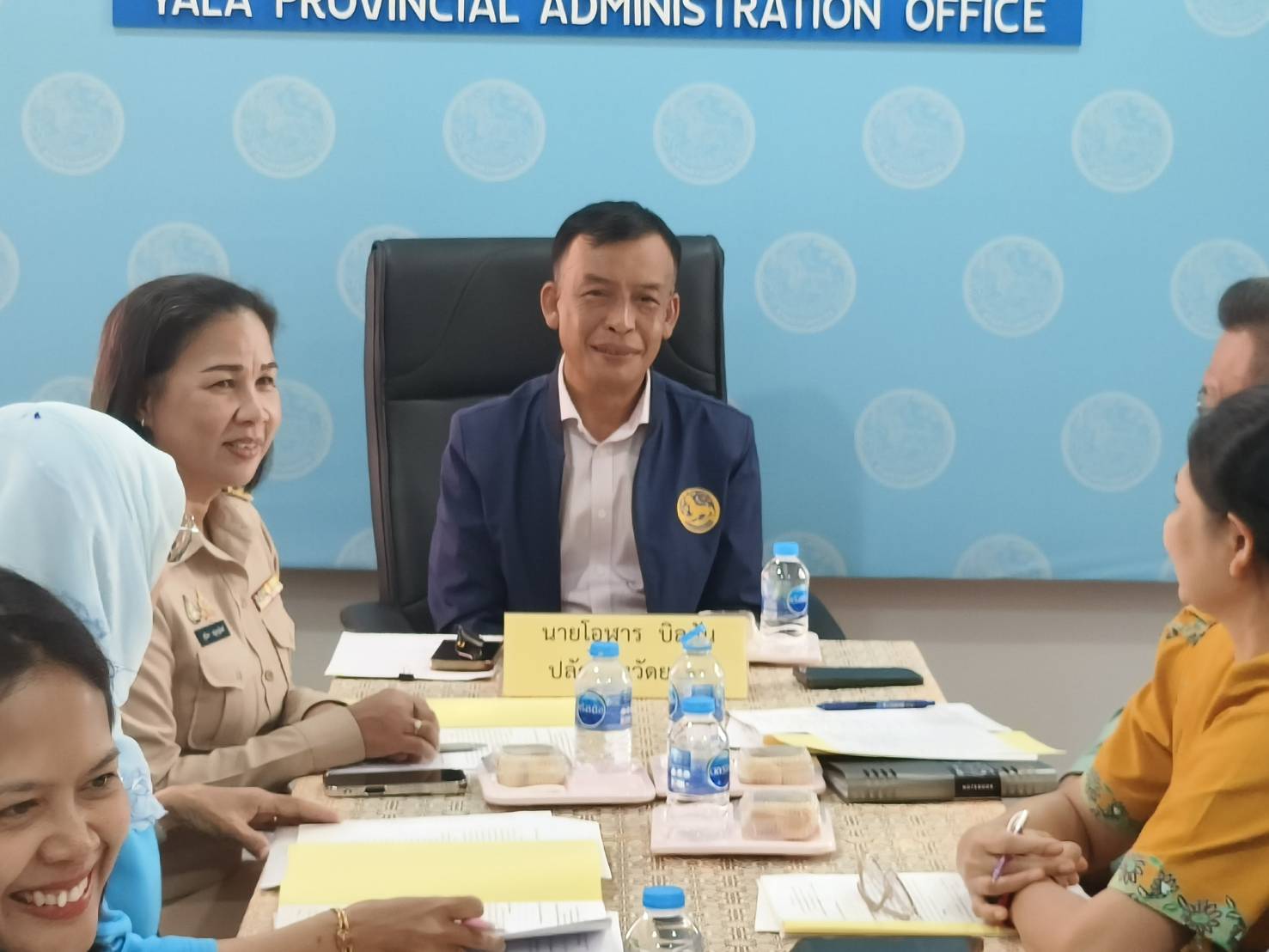 พช.ยะลา ร่วมประชุมคณะกรรมการตัดสินการประกวดซุ้มนิทรรศการผลไม้และของดีประจำอำเภอ ประจำปี 2568