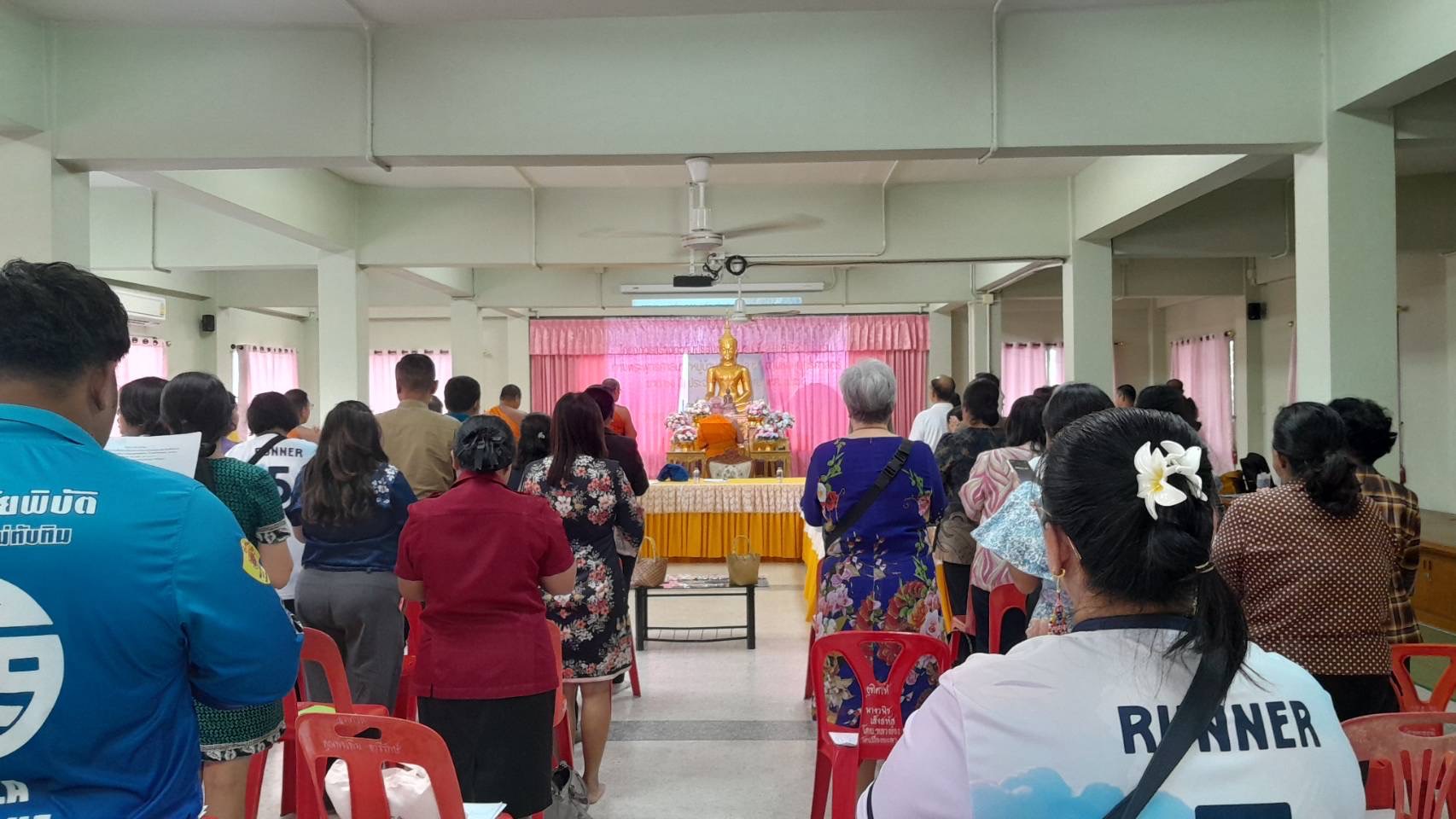 พช.ยะลา ร่วมประชุมเตรียมการจัดงานโครงการสร้างความปรองดองสมานฉันท์ โดยใช้หลักธรรมทางพระพุทธศาสนา ” หมู่บ้านรักษาศีล 5 “